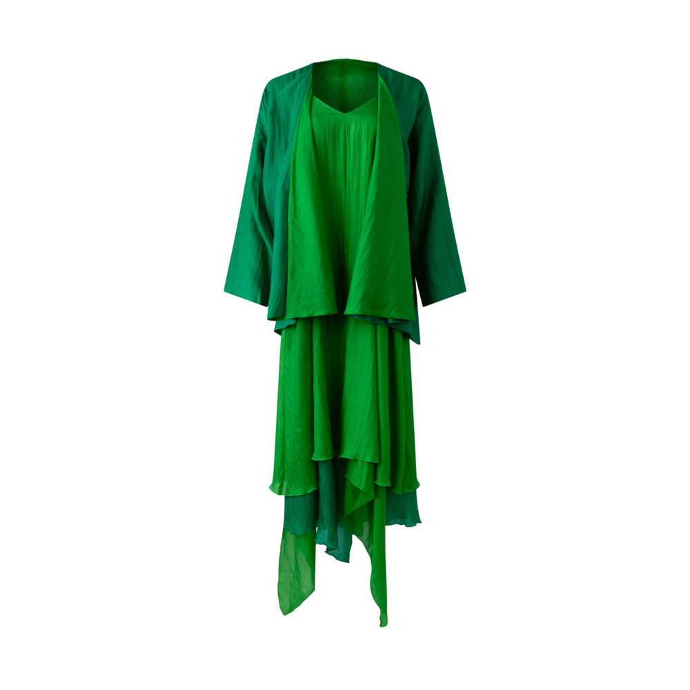 Ensemble robe et haut en photographie Ghost, studio professionnel